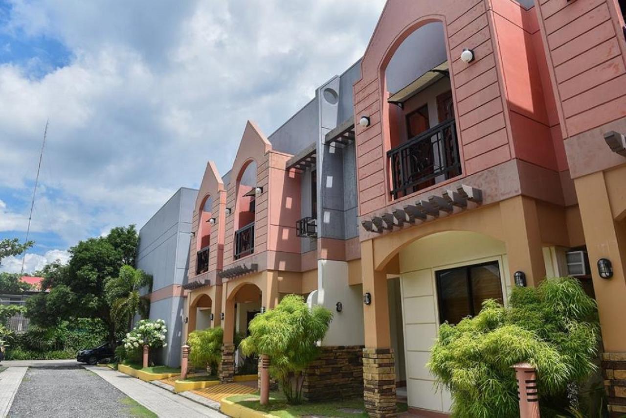 Manora Apartment Talisay  Exterior photo